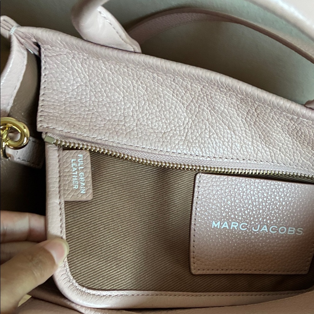 Marc Jacobs Blush Pink Tote Bag Size Mini - Picture 3 of 8